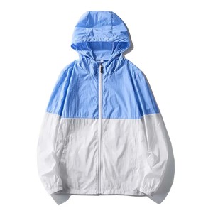Chaqueta impermeable de verano para hombre y mujer, cortavientos de protección de agua personalizada, chaqueta cortavientos de lluvia elástica para exteriores Unisex - Product Image 3
