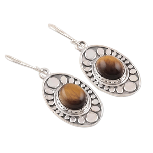 Designer fait à la main en argent Sterling 925 élégant oeil de tigre pierres précieuses boucles d'oreilles bijoux de mode en forme ovale pour la fête en gros - Product Image 2