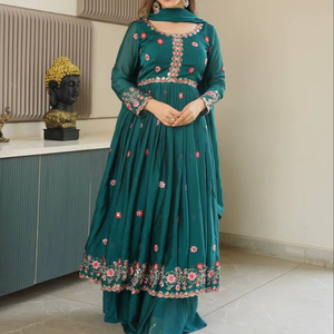 Ensemble Anarkali de Luxe en Georgette Brodé Unity Luxure avec Dupatta – Tenue d'été respirante, idéale pour les fêtes et les occasions spéciales - Product Image 1