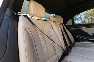 Mercedes-Benz S560 4Matic Sedán 2018, usado en buen estado. - Product Image 4