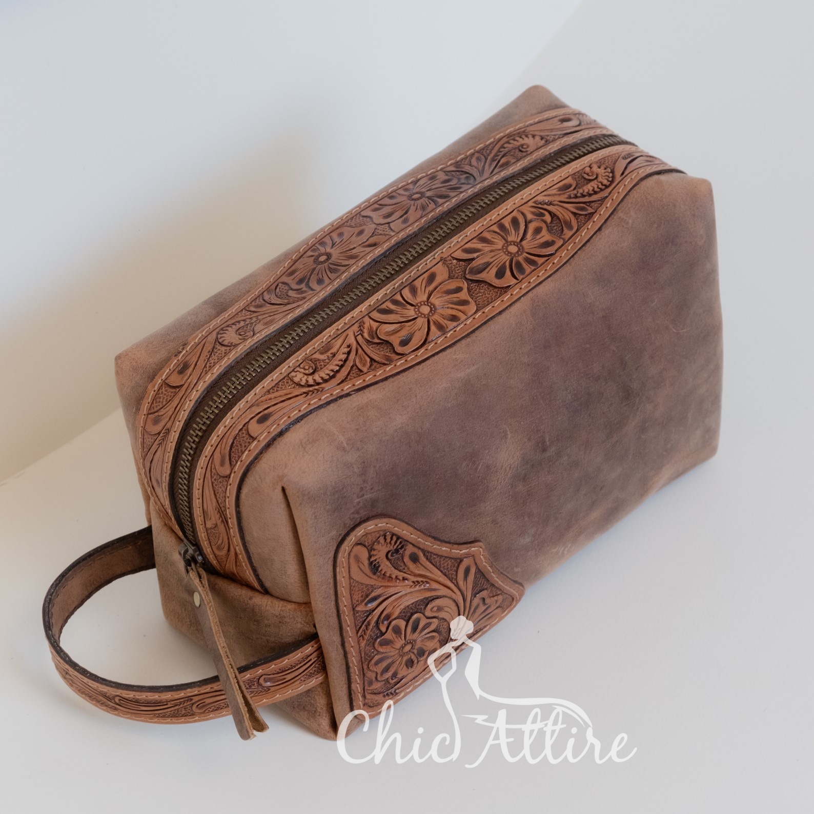 Western Real Tanned Matt Hunter Full Grain Leather Travel Organizers Men's Shaving Pouch Hot Selling Women Makeup Storage Kits