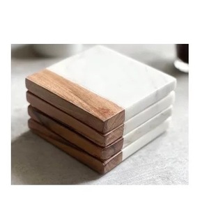 Sous-verres décoratifs en bois écologiques pour boissons Sous-verres en bois et en résine Vaisselle de table Tapis et coussinets Articles pour boissons - Product Image 6