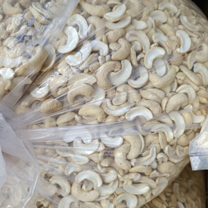 เมล็ดเม็ดมะม่วงหิมพานต์แบบดิบจากผู้ผลิตที่เชื่อถือได้ถั่วแบ็ทแบ็มดิโก้ - Product Image 1