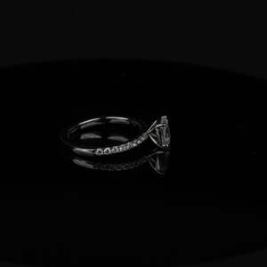 Anillo de Diamante Cultivado en Laboratorio de 2 Quilates, Corte Cojín, VS1, Certificado IGI, Chapado en Oro, Oro Rosa, Plata, Anillo de Compromiso para Mujer - Product Image 3