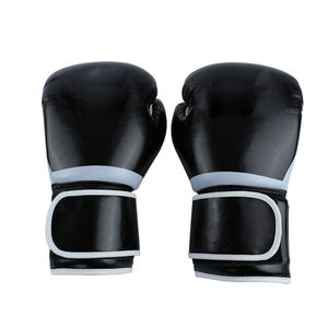 Guantes de boxeo de cuero que absorbe la humedad de alta calidad a precio barato fabricados en Pakistán con cierre de gancho y bucle cómodos para unisex - Product Image 5