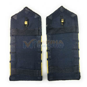 Hombreras Únicas para Chaquetas y Adornos de Disfraces, Hombreras Hechas a Mano con Elegante Detalle de Cordón - Product Image 4