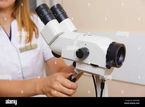 COLPOSCOPE OPTIQUE NUMÉRIQUE POUR GYNÉCOLOGIE CAMÉRA HDMI COLPOSCOPE MICROSCOPE POUR GYNÉCOLOGIE UTILISATION .... - Product Image 4