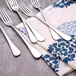 Snappy <b>Small</b> Luxury Metal Silver Forks Set of 6 for Tableware Usage - Product Image 4