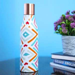 Versatile Copper Water <b>Bottles</b> for Outdoor Use & Designed to Maintain Water Purity While Providing Eco-friendly Hydration Option - Product Image 4