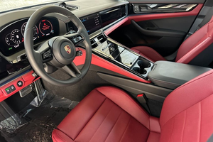 Porsche Panamera Sedán 2026, Tracción Trasera, Faros LED, Transmisión Automática, Asientos de Cuero, Motor Turbo, Gasolina - Product Image 2