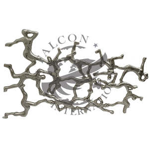 Sculpture en aluminium en laiton fait à la main abstraite moderne décor de figurines suspendues - Product Image 2