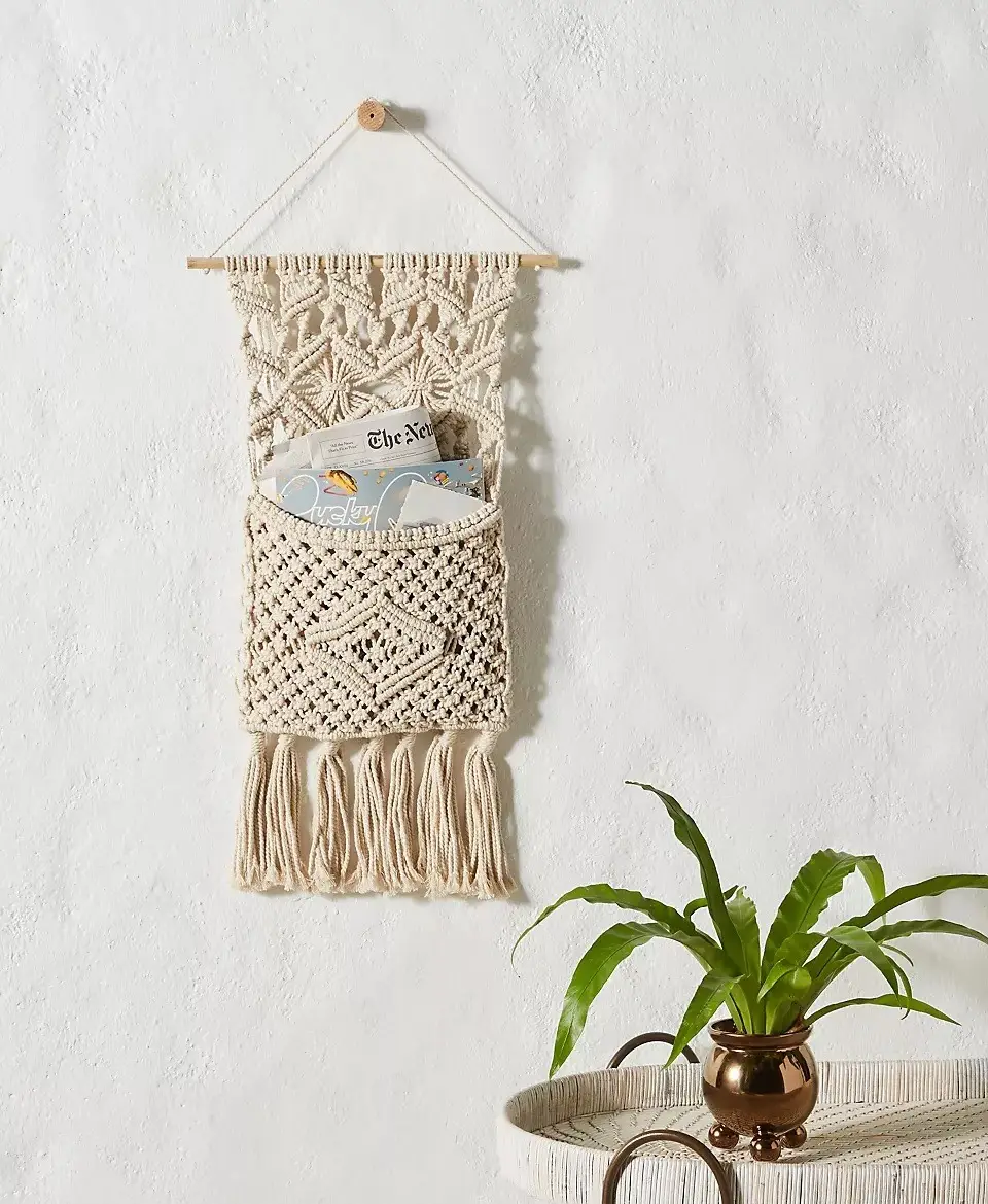 Laatste Nieuwe Ontwerp Boho Muur Opknoping Macrame Katoen Geweven Krantenrek Tijdschriftenrek Met Standaard Kwaliteit