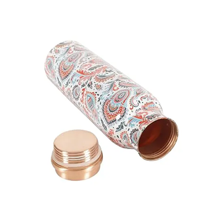 Botella de agua de cobre de diseño minimalista, buena calidad, estilo premium, vasos impresos, artículos de regalo perfectos - Product Image 6