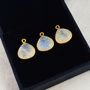 Rainbow Moonstone Natural Heart Shape 12mm Gemstone Pendant 925 Sterling Silver Bezel Charm -Jewelry & Necklace Making Charm - Product Image 4