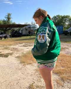 Vente en gros OEM personnalisé hiver Vintage école collège femmes vestes manteau laine Letterman grande taille surdimensionné veste universitaire - Product Image 4