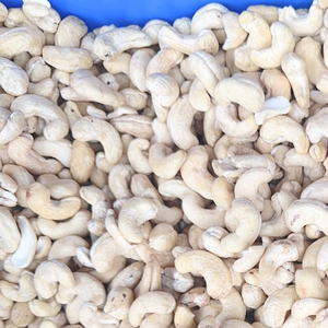 Usine directement noix de cajou W180 W240 W320 Santigo Vietnam noix de cajou grillées avec emballage personnalisé - Product Image 1