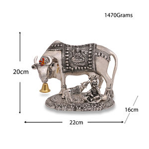 Vaca y Becerro de Latón chapado en plata hecho a mano con Bal krishana, regalo de devolución y regalo de decoración para decoración y regalo - Product Image 3