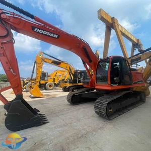 Excavatrice d'occasion Doosan DX225LC-9c, poids opérationnel de 20 à 25 tonnes, avec accessoires de godet, composants de la pompe principale, livraison rapide dans le monde entier - Product Image 1