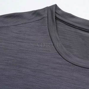 T-shirts de gym pour hommes séchage rapide bas quantité minimale de commande vente en gros de vêtements de sport motif solide polyester/coton Streetwear service OEM disponible - Product Image 3