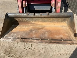 El superventas 2012 TAKEUCHI TL12 CE EPA Aprobado Farm Skid Steer Loader Tecnología innovadora Sin problemas y fuerte - Product Image 2