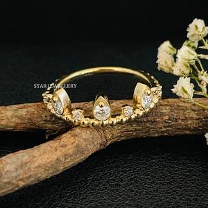 Anillo de boda de diamante natural apilable de oro sólido de 14K. - Product Image 1