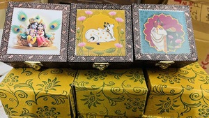 Caja de almacenamiento de madera cuadrada personalizable para pintura de Arte de resina y decoración de Halloween Cierre de botón caja de maletero artesanal impresa - Product Image 3