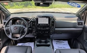 Economico SUV usato 4x4 Niss an Titan Truck 2023