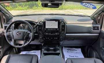 CHEAP SUV USED 4x4 Niss an Titan Truck 2023