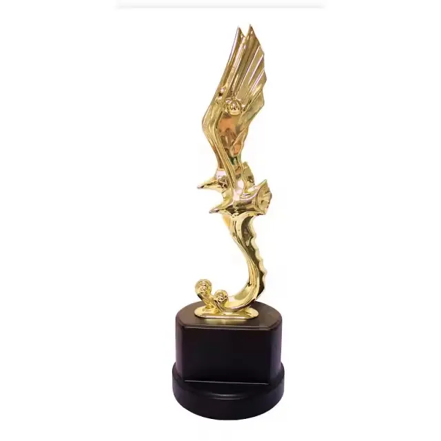 Exquise & Vintage Gouden Drakenarend Met Gouden Vleugels Trofee & Awards Voor Uitmuntendheid En Promotie Van Werknemersbijdrage