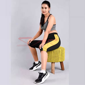 Nueva llegada de las mujeres de color sólido de Yoga Capri Legging Patchwork diseño personalizado Logo cordón al por mayor precio Fitness Capri Legging - Product Image 4