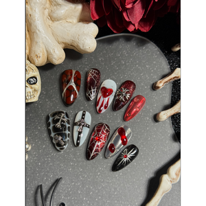 Faux ongles Crimson Cross - Design élégant et stylé - Product Image 3