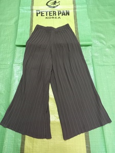 Vêtements usagés (habillement) : Pantalons larges pour femmes - Product Image 1