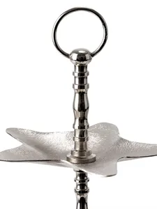 Présentoir à gâteaux et à desserts en aluminium à 3 niveaux Merveilleux Design Argenterie Fait à la main Présentoir à pâtisserie en forme de fleur le plus vendu - Product Image 5