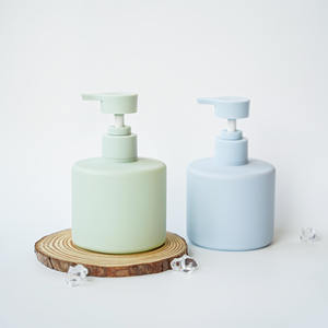 Bouteille en plastique de forme courte en HDPE de 300ml 2025 polyvalente pour l'emballage de cosmétiques et de soins de la peau en gros 2025 - Product Image 4