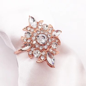 Soporte para servilletas de estilo tradicional con trabajo de cristal para Decoración de mesa de boda fiestas Hotel comedor diseño elegante - Product Image 4