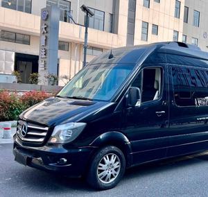 Fourgonnette de passagers Sprinter d'occasion 2025, toit haut, bon état, moteur diesel/essence, conduite à gauche, cuir, transmission automatique, Euro V - Product Image 5