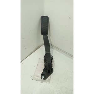 PEDAL DEL ACELERADOR FORD Puma Serie 2337414 B7JA/B (19>) - Product Image 1