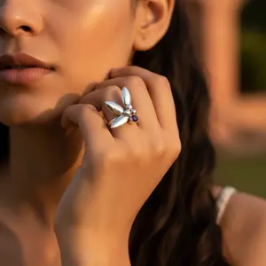 Anillo de Plata 925 con Flor y Amatista para Mujer, Joyería Elegante para Regalo - Product Image 2