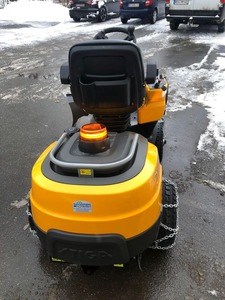 Stiga Park Pro 900AWX tondeuse à pont avant balayeuse à neige avec moteur inclus et autres machines à vendre en Russie avec expédition rapide - Product Image 3