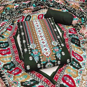 Conjunto de Salwar Kameez de Rayón Estampado con Dupatta de Seda Chanderi - Estilo Tradicional 2.4m Inferior 2.3m Superior 2.1m Dupatta - Product Image 6