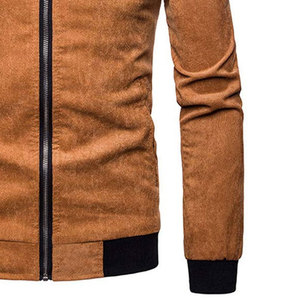 Chaqueta bomber para hombre con logotipo impreso personalizado Color sólido Algodón y carcasa suave Temporada de invierno Material de carcasa de seda Fabricado directamente - Product Image 5