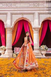 ชุดเลเฮนกาโชลีสำหรับงานเลี้ยงสุดหรู ทำจากผ้าจอร์เจตต์เทียมเนื้อดี พร้อมงานปักเลื่อมและผ้าคลุมไหล่  เสื้อผ้าสไตล์อินเดียและปากีสถาน - Product Image 6