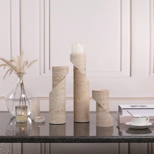 Porte-bougie en bois élégant, artisanal, décoration d'accent pour centre de table et décoration d'intérieur chaleureuse - Product Image 4