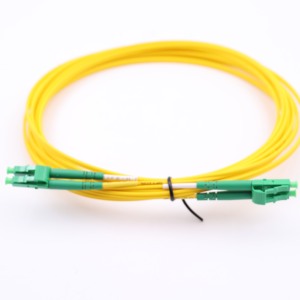 5m 3m <span class=keywords><strong>LC</strong></span>/APC-<span class=keywords><strong>LC</strong></span>/APC Singlemode 9/125 Duplex sợi quang vá Cáp os2 <span class=keywords><strong>SM</strong></span> <span class=keywords><strong>DX</strong></span> sợi nhảy dây cáp g652d sợi cáp lắp ráp - Product Image 1
