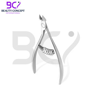 Cortacutículas Pro SMART 80, Cuchilla de 7 mm, Recortador de Cutículas, Mango Ergonómico, Acero Inoxidable, Herramienta Profesional de Manicura - Product Image 2