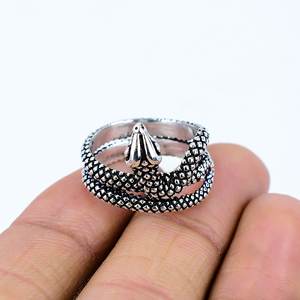 Anillo de Serpiente Religioso Moderno de Plata de Ley 925, Oxidado con Baño de Oro de 18K y Rodio, Joyería de Regalo Perfecta - Product Image 2