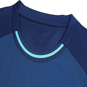 ชุดเสื้อและกางเกงฟุตบอลราคาขายส่ง รับผลิตเสื้อและกางเกงฟุตบอลตามสั่ง สำหรับชุดกีฬาฟุตบอลชาย โพสต์โดย Dress Sports - Product Image 4