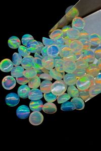 Lot de cabochon rond en opale éthiopienne 5 MM multi opale de feu, cabochon de forme ronde en opale Welo pour la fabrication de bijoux - Product Image 3