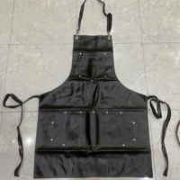 Tablier de Barbier SUNSTAR IMPEX SSI-A2 en Cuir Imperméable de Haute Qualité, Résistant à la Décoloration, avec Poches, Couleur et Logo Personnalisables