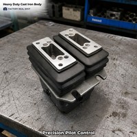Vanne à pédale d'excavatrice YN30V00105F2 R908352523 Kobelco SK200-8 SK140-8 SK210-8 Vanne de commande de translation Pièces de machines lourdes